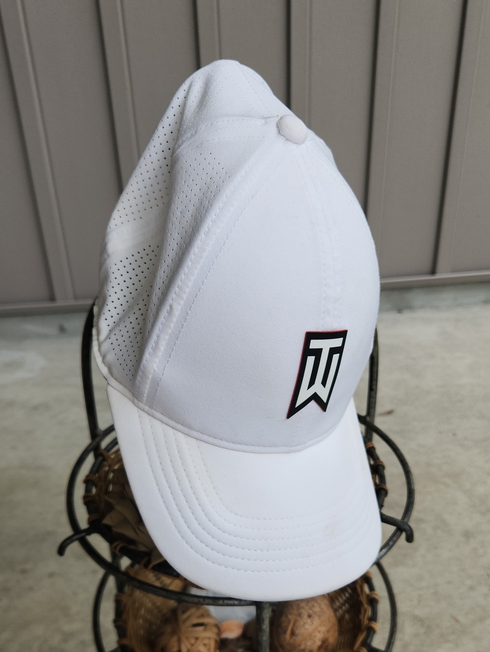 Nike Legacy 91 Dri-Fit Tiger Woods Golf Hat White Size M/L Fitted